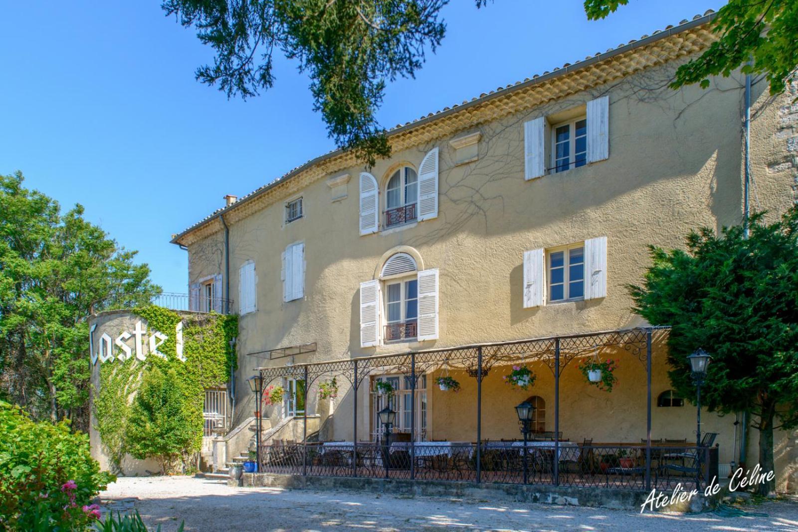 Au Chateau